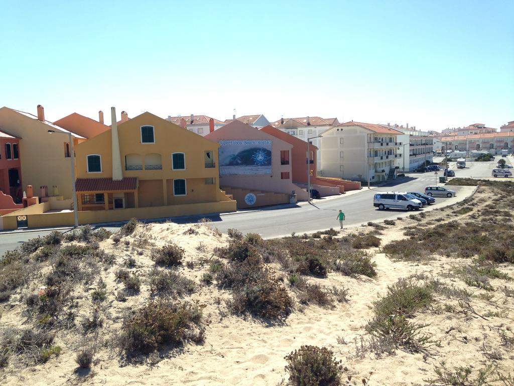 Supertubos Beach Hostel Peniche Exterior foto